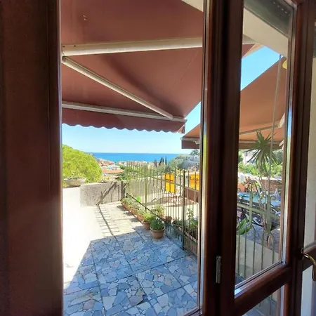Apartment Tre Passi Dal Mare Finale Ligure